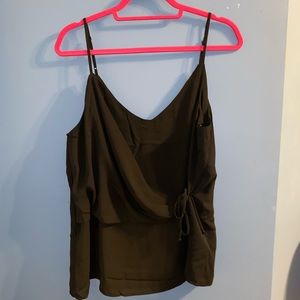NWT XL black side tie tank 🤩🤩🤩